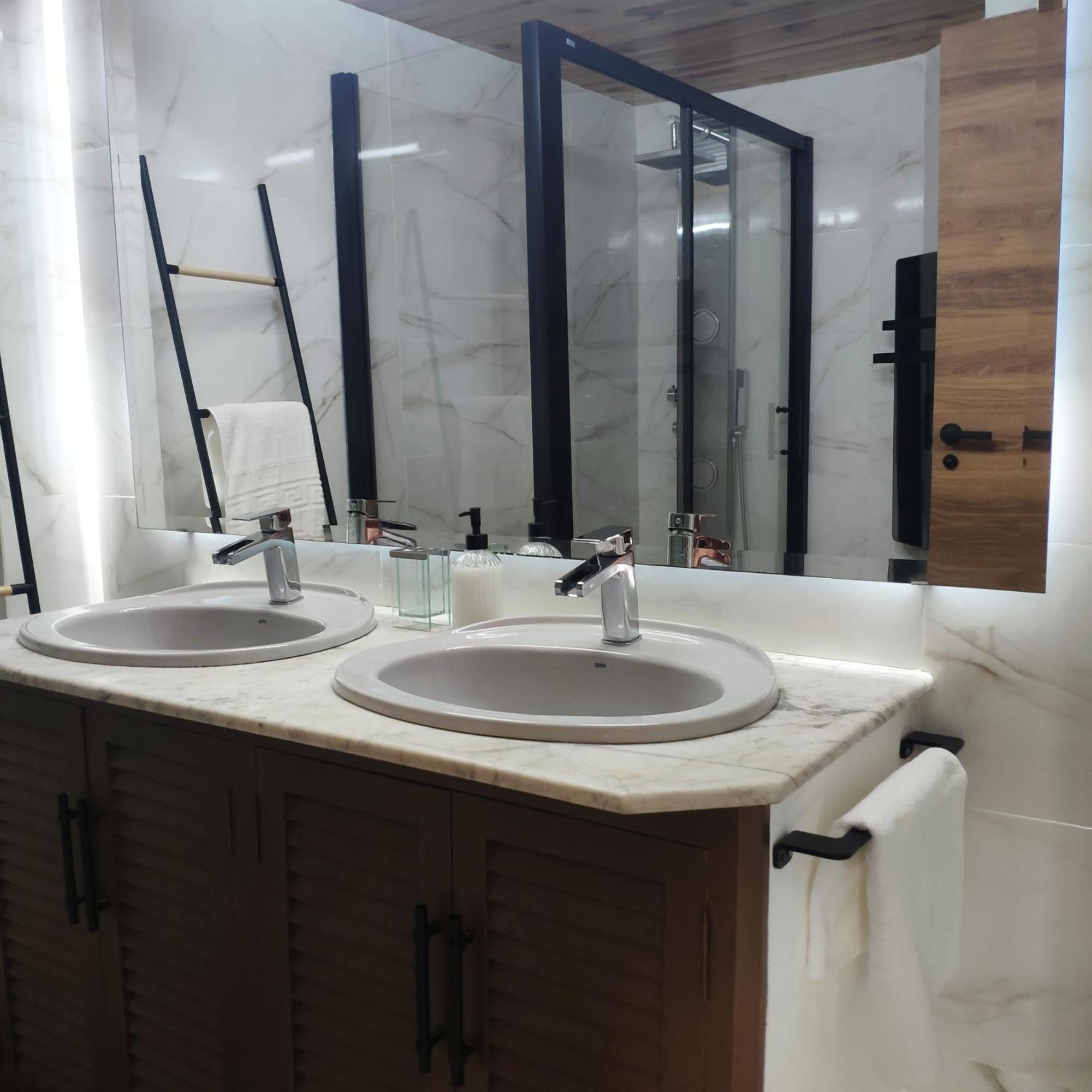 Luxury Jacuzzi Home & Terraces Málaga Exteriör bild
